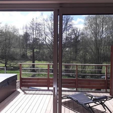 Centre De Bien-etre Natureau Avec Massages Et Soins Semesterbostad